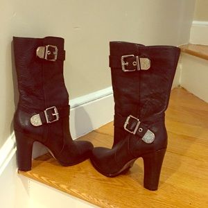 Excellent condition Vince Camuto boots 6.5